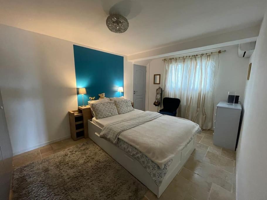 Bas De Villa Chez Marta Антиб Екстериор снимка