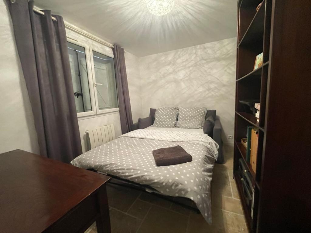 Bas De Villa Chez Marta Антиб Екстериор снимка